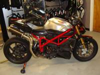 Motowheels - Motowheels Project Bike: 2010 Ducati Streetfighter