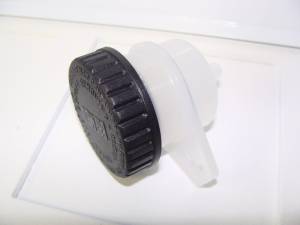 Brake - Reservoirs - Brembo - BREMBO 30cc Reservoir Flange Mount Vertical Outlet (screw on cap)