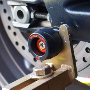 Speedymoto - SPEEDYMOTO 8mm Swing Arm Slider/Spool: Ducati 999/S/R [05+], 749R, - Image 1