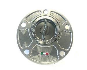 TWM - TWM Quick Action Aluminum Fuel Cap: 848 / 1098 / 1198 / 748 / 916 / 996 / 998 / Monster / ST / MV Agusta [Titanium Color] - Image 1