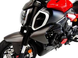 Ducabike - Ducabike - DIAVEL V4 MATTE CARBON SIDE PANELS - Image 1