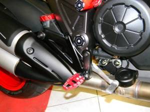 Ducabike - Ducabike - ADJUSTABLE PASSENGERS PEGS - Image 1