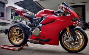 Marchesini - MARCHESINI M7RS Forged Aluminum Wheels: Ducati Panigale 1199-1299-V4-V2, SF V4 - Image 5
