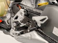 Ducabike - Ducabike Adjustable Folding Pegs Rear Sets: Ducati Streetfighter V4/S - Image 10