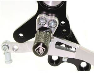 Ducabike - Ducabike Billet Rearsets: Hypermotard 1100/1100 EVO, MTS 620/1000/1100 [Folding Pegs/CF Heel Guards] - Image 4