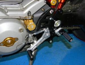 Ducabike - Ducabike Billet Rearsets: Hypermotard 1100/1100 EVO, MTS 620/1000/1100 [Folding Pegs/CF Heel Guards] - Image 8