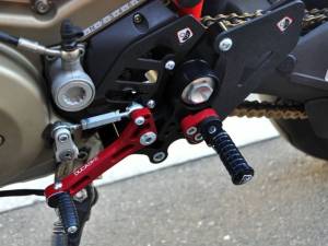 Ducabike - Ducabike Billet Rearsets: Hypermotard 1100/1100 EVO, MTS 620/1000/1100 [Folding Pegs/CF Heel Guards] - Image 41